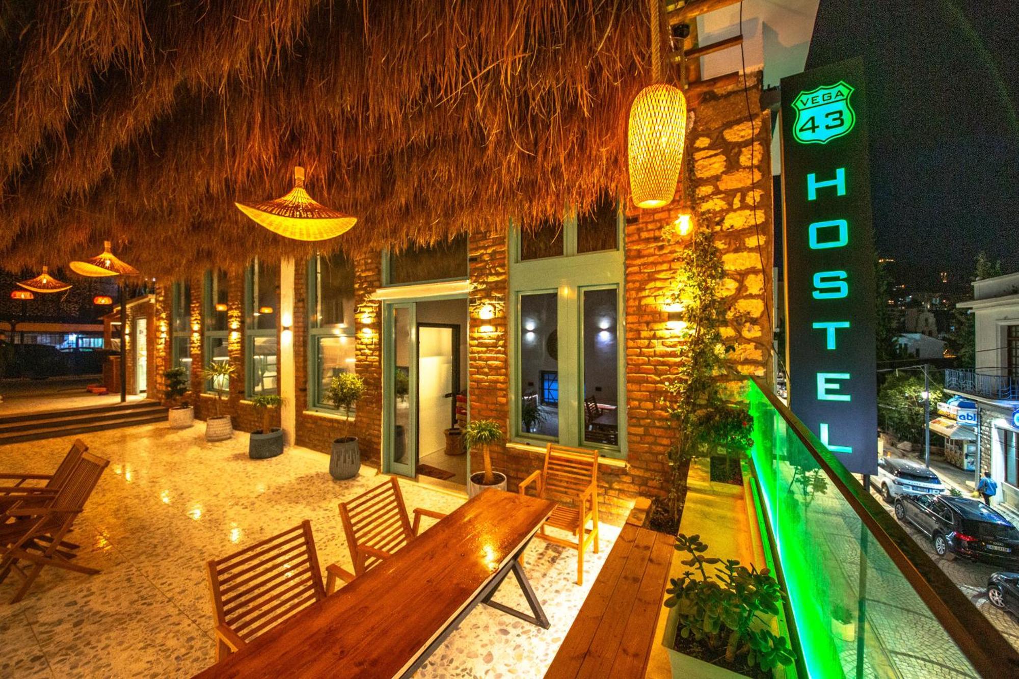 Vega 43 Hostel Sarandë Exteriér fotografie