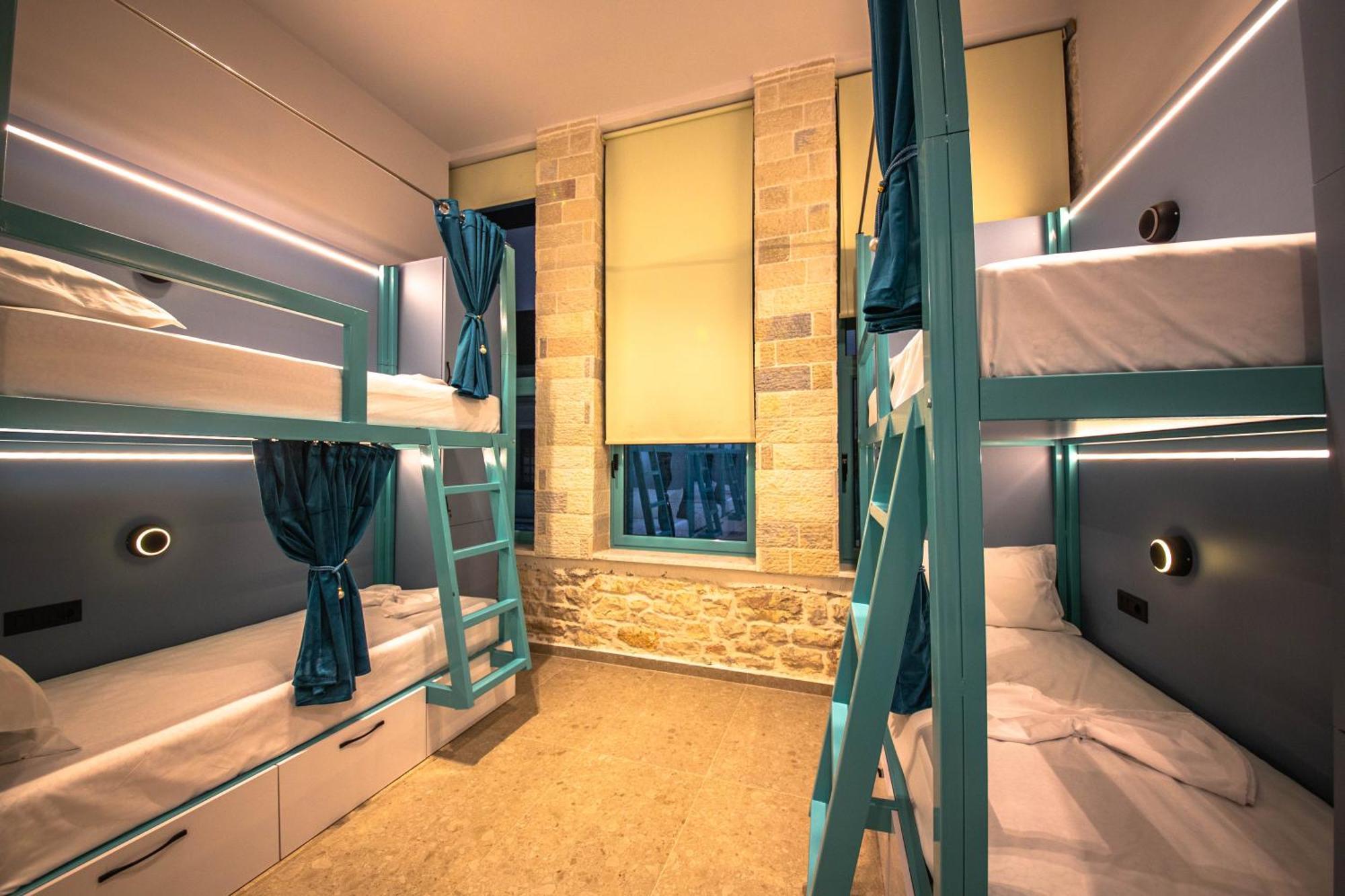 Vega 43 Hostel Sarandë Exteriér fotografie